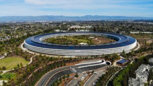 Tim Cook will step down as Apple CEO
