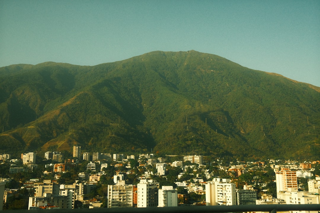 Desperation mounts in Venezuela as the earthquake death toll rises to 1,430